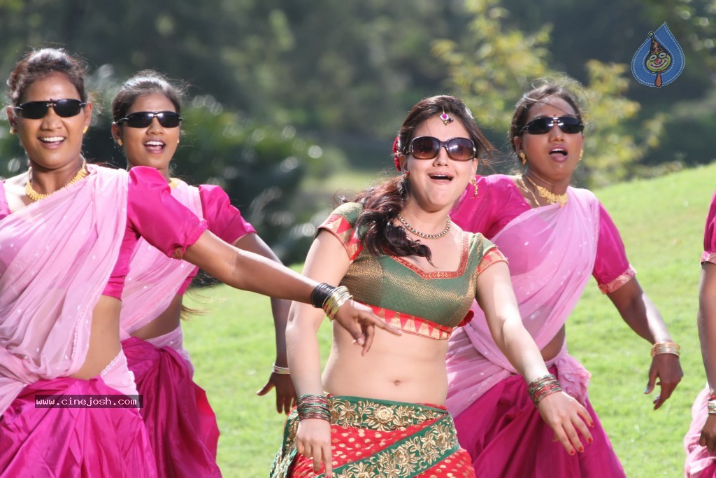 Rey Rey Movie New Photos - 20 / 40 photos