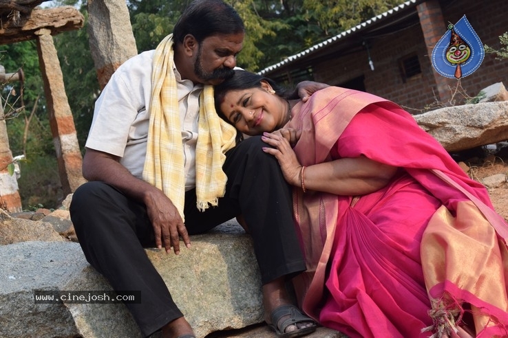 Right Right Baggidi Gopal Movie Stills - 1 / 20 photos