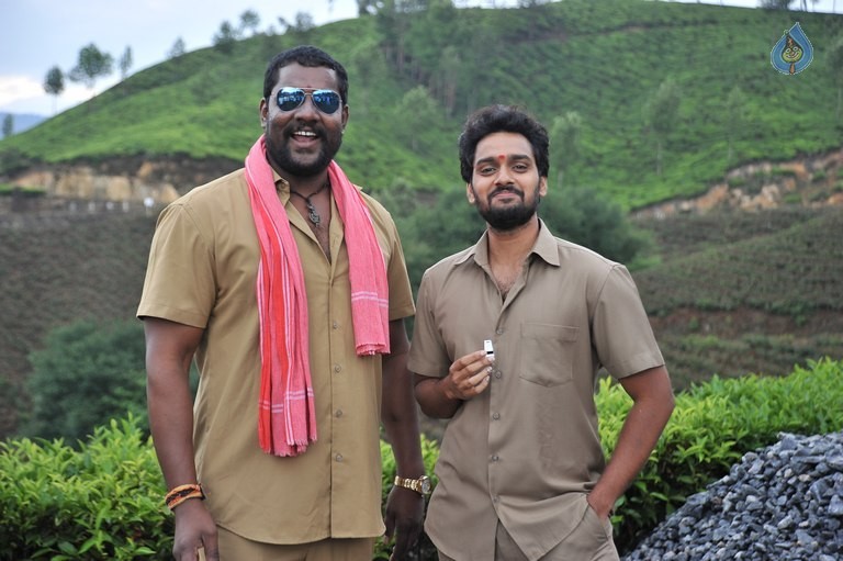 Right Right Movie New Photos - 19 / 21 photos