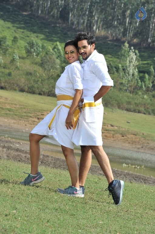 Right Right Movie New Pics - 3 / 11 photos