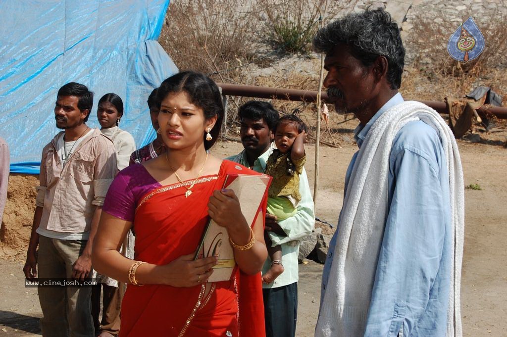 Road No 76 Chenchalguda Area Movie Stills - 27 / 52 photos