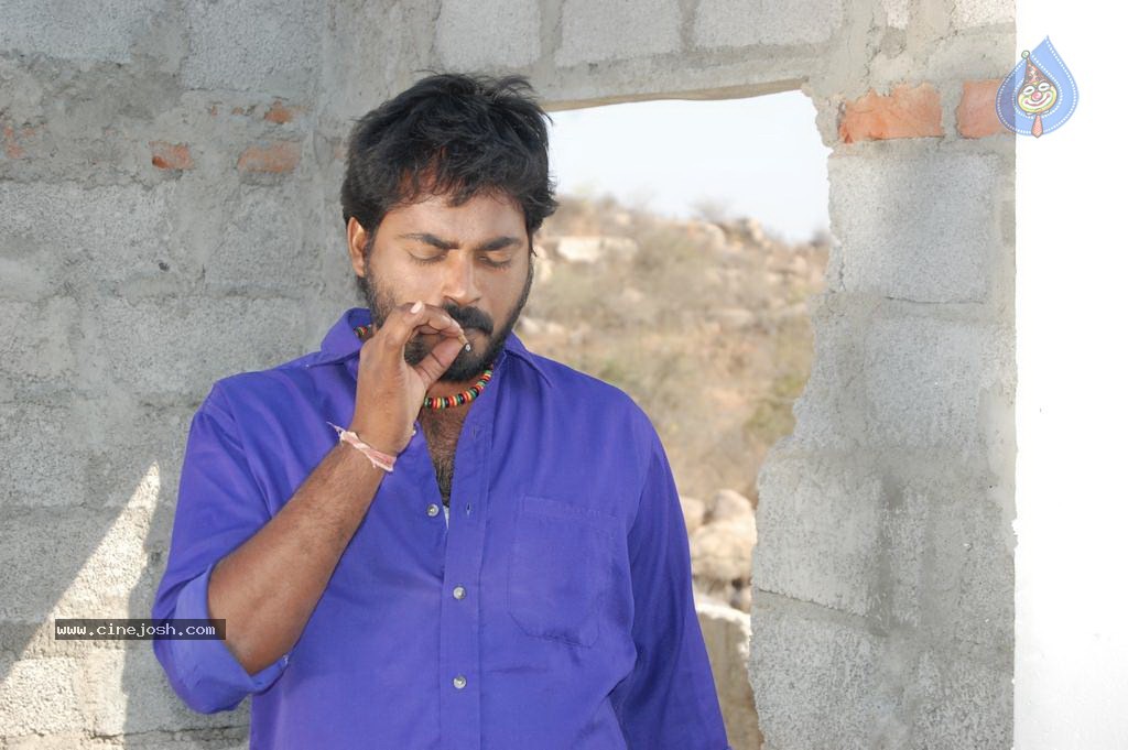 Road No 76 Chenchalguda Area Movie Stills - 35 / 52 photos