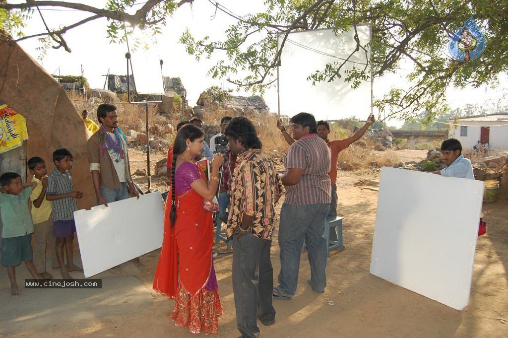 Road No 76 Chenchalguda Area Movie Stills - 43 / 52 photos