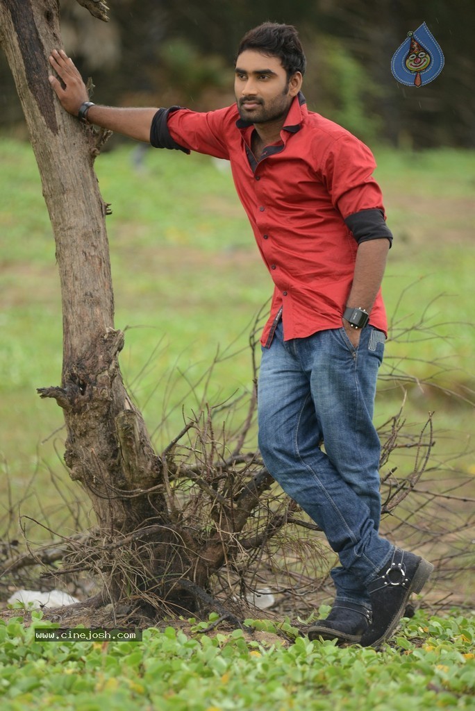 Romance with Finance Movie Stills - 57 / 145 photos