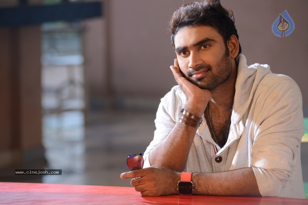 Romance with Finance Movie Stills - 72 / 145 photos