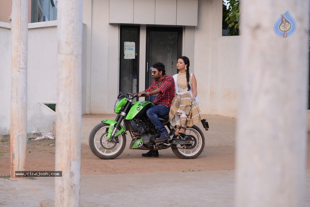 Romance with Finance Movie Stills - 77 / 145 photos
