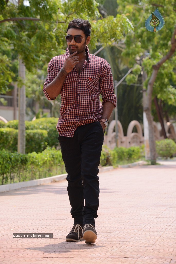 Romance with Finance Movie Stills - 102 / 145 photos