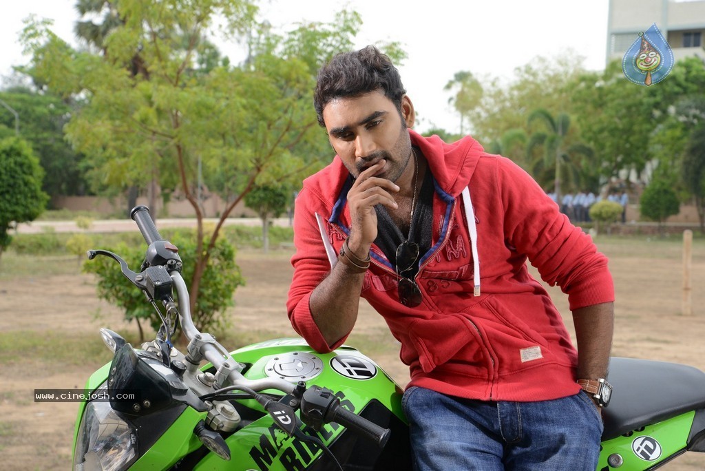 Romance with Finance Movie Stills - 144 / 145 photos
