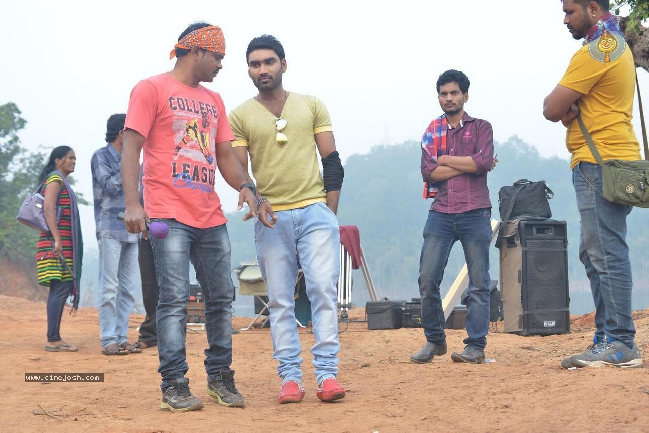 Romance with Finance Movie Stills - 14 / 64 photos