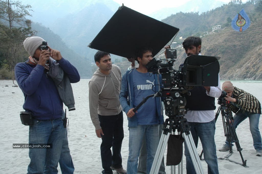 Routine Love Story Movie New Photos - 28 / 132 photos