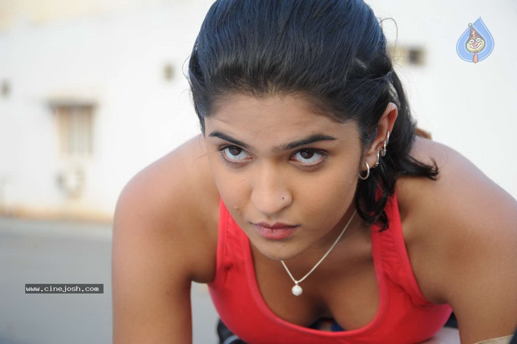 Rowdi Raja Tamil Movie Stills - 19 / 65 photos