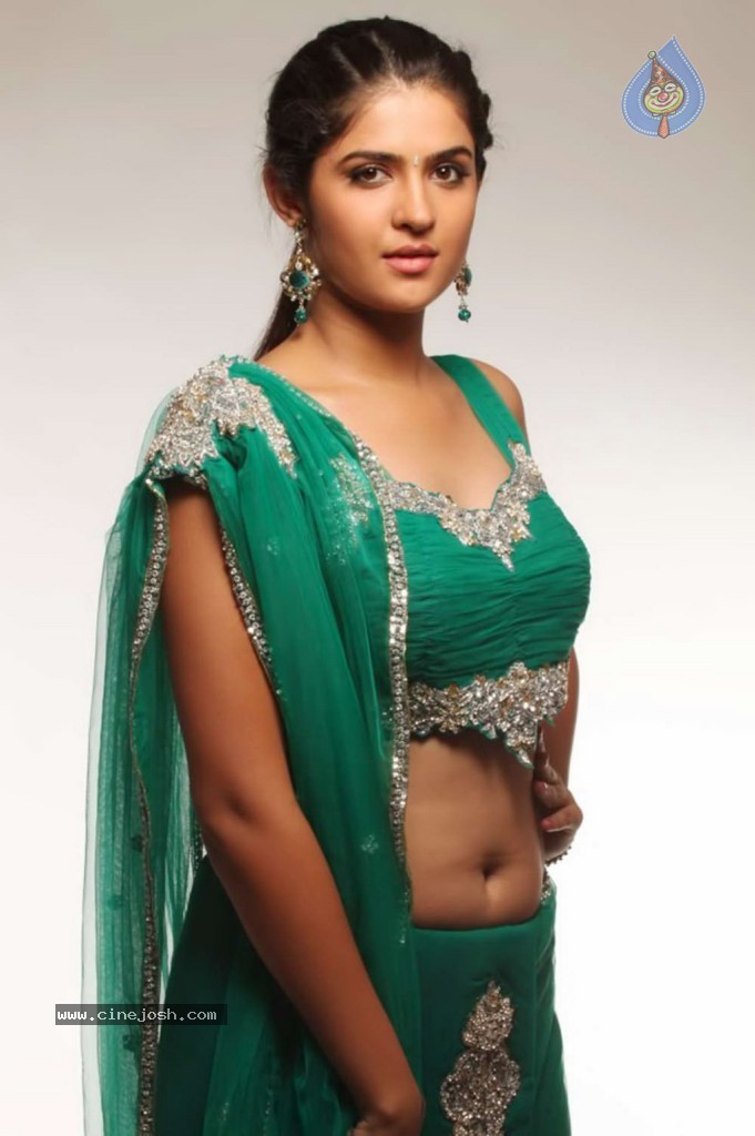 Rowdi Raja Tamil Movie Stills - 39 / 65 photos