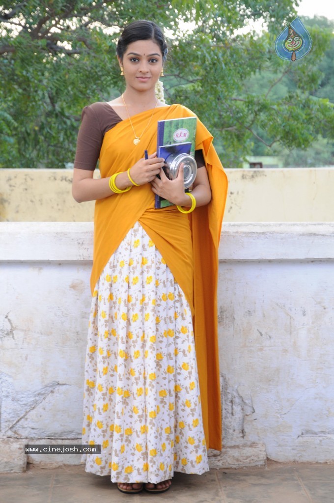 Rummy Tamil Movie Stills Photos Gallery There may be a lot of famous athletes, musicians and other famous people that were born in tamil nadu, but this list highlights only names of actors and actresses. rummy tamil movie stills photos gallery