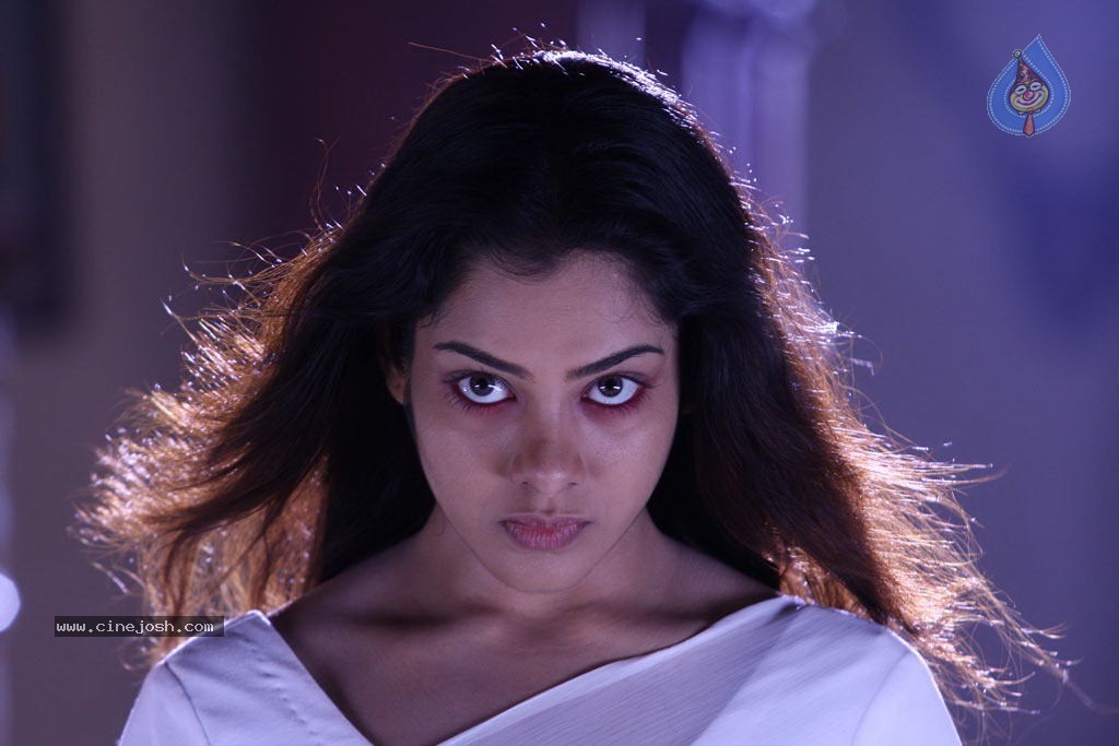 Ruthravathy Tamil Movie Stills - 12 / 47 photos