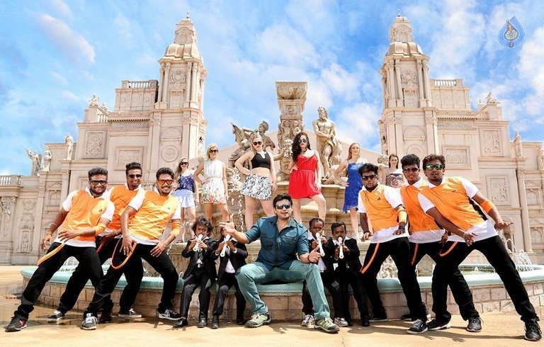 Saahasam Tamil Movie Photos - 6 / 19 photos