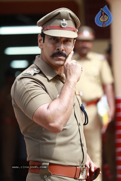 Saamy 2 Movie Photos - 8 / 11 photos