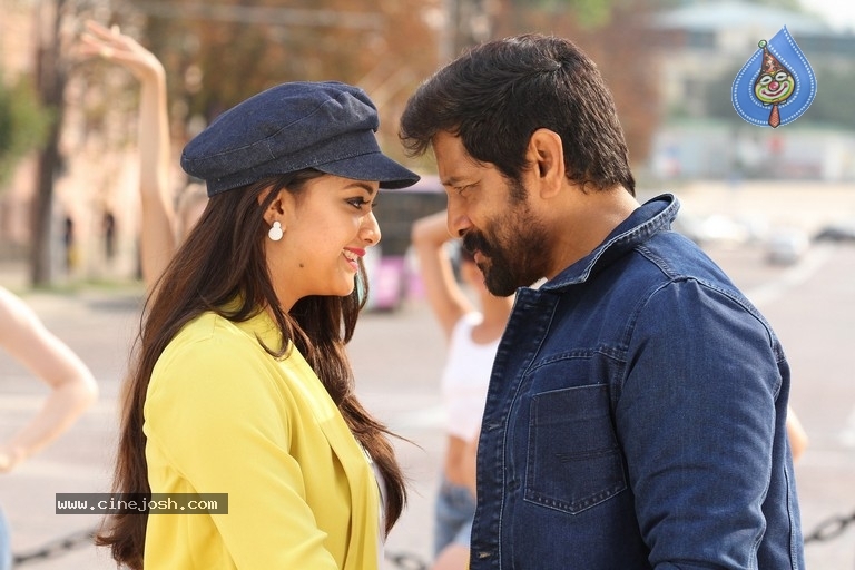 Saamy Square Movie New Stills - 1 / 12 photos