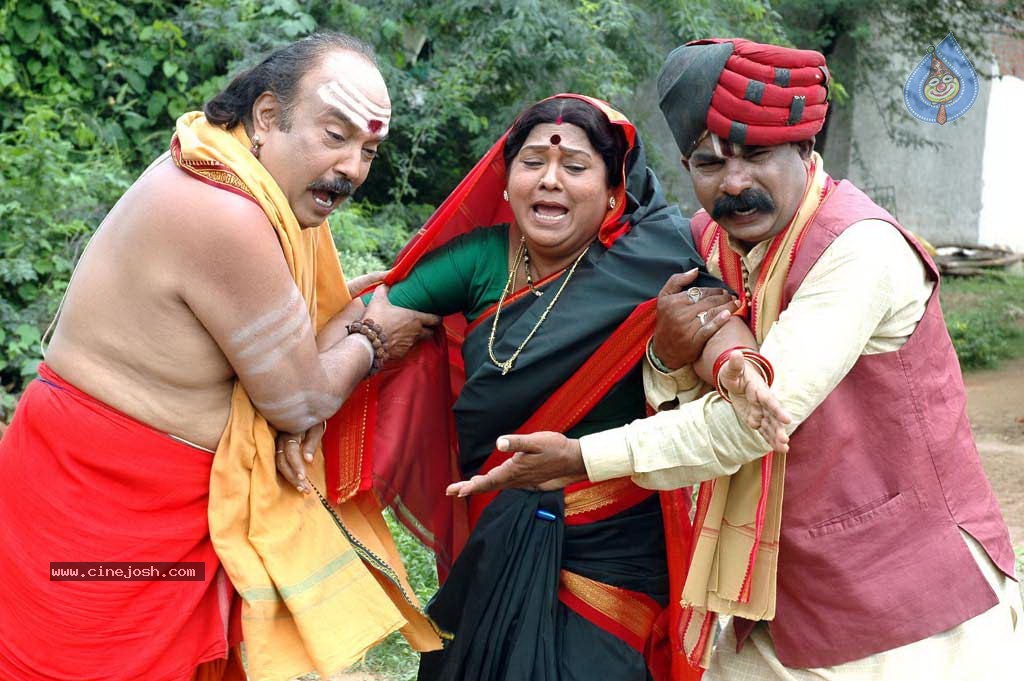 Sadhguru Saibaba Movie Stills - 3 / 26 photos