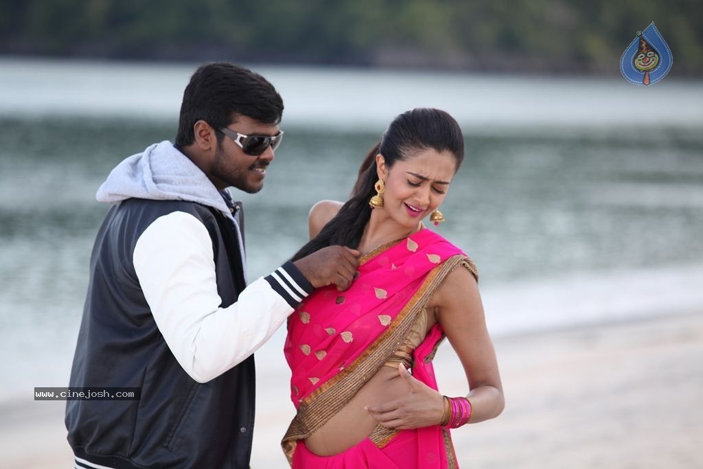 Sagaptham Tamil Movie Photos - 21 / 89 photos