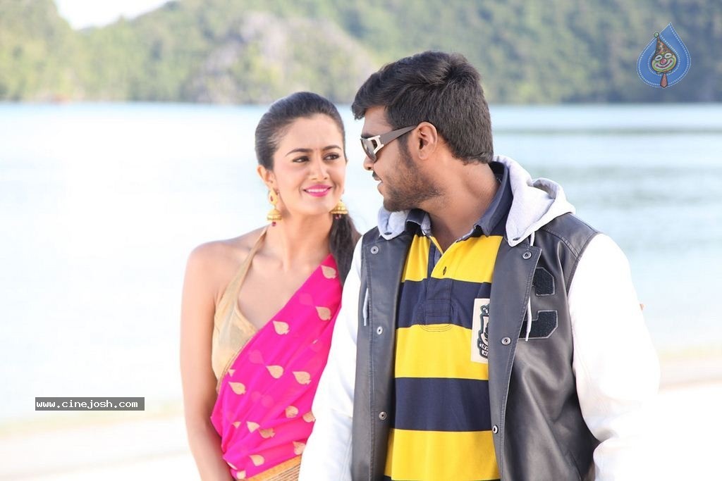 Sagaptham Tamil Movie Photos - 25 / 89 photos