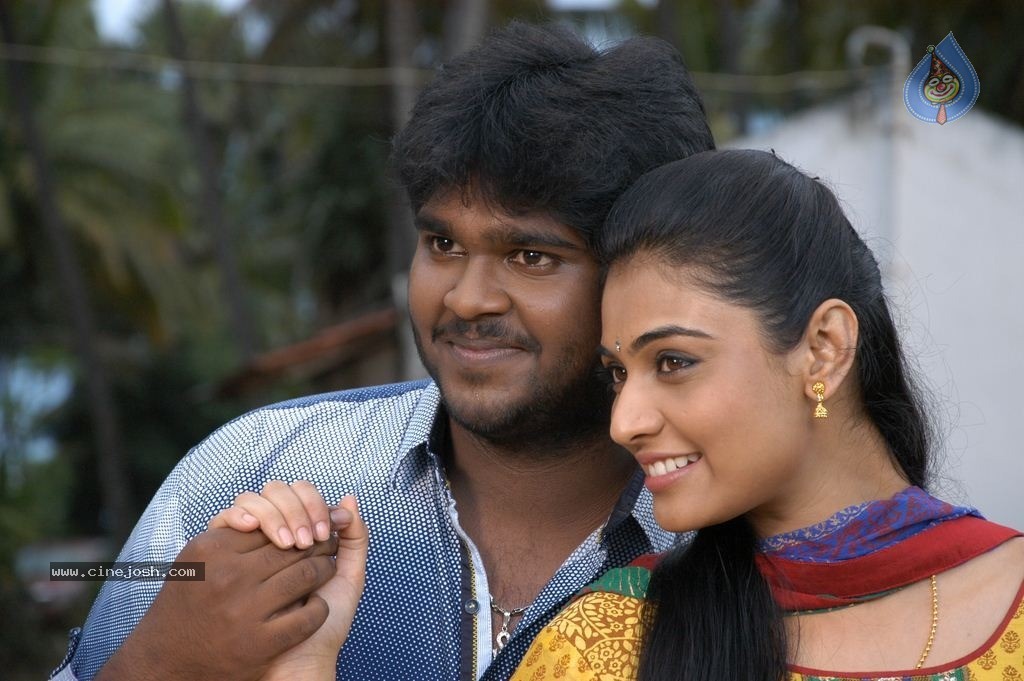 Sagaptham Tamil Movie Photos - 29 / 89 photos