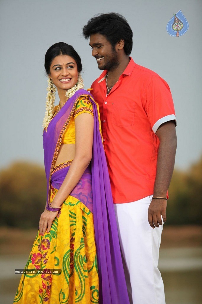 Sagaptham Tamil Movie Photos - 46 / 89 photos