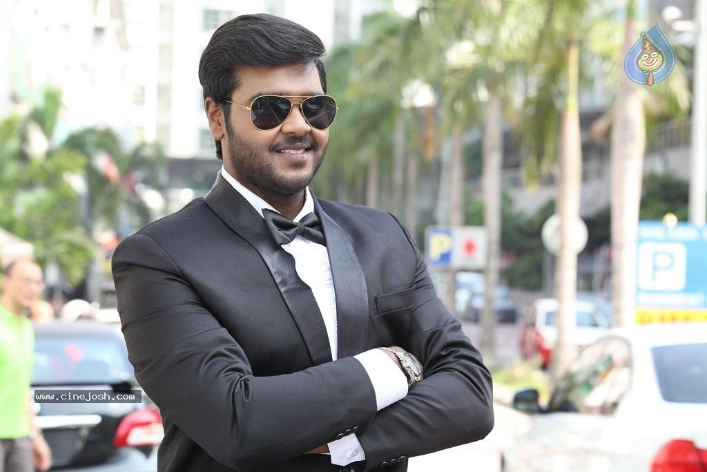 Sagaptham Tamil Movie Photos - 59 / 89 photos