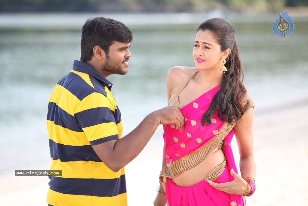 Sagaptham Tamil Movie Photos - 66 / 89 photos