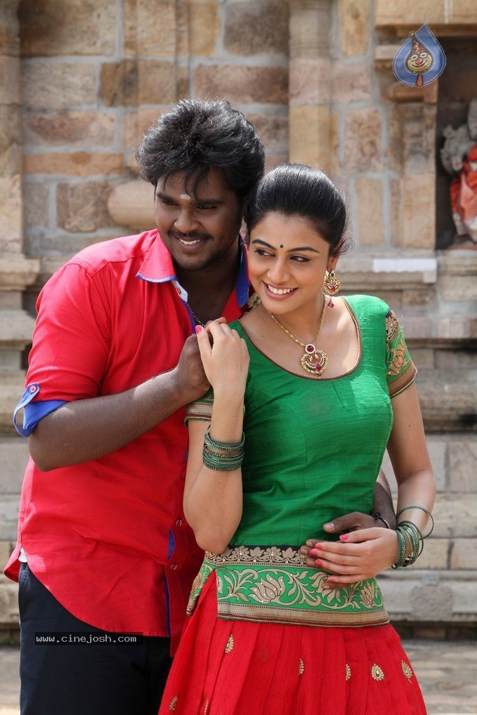 Sagaptham Tamil Movie Photos - 69 / 89 photos