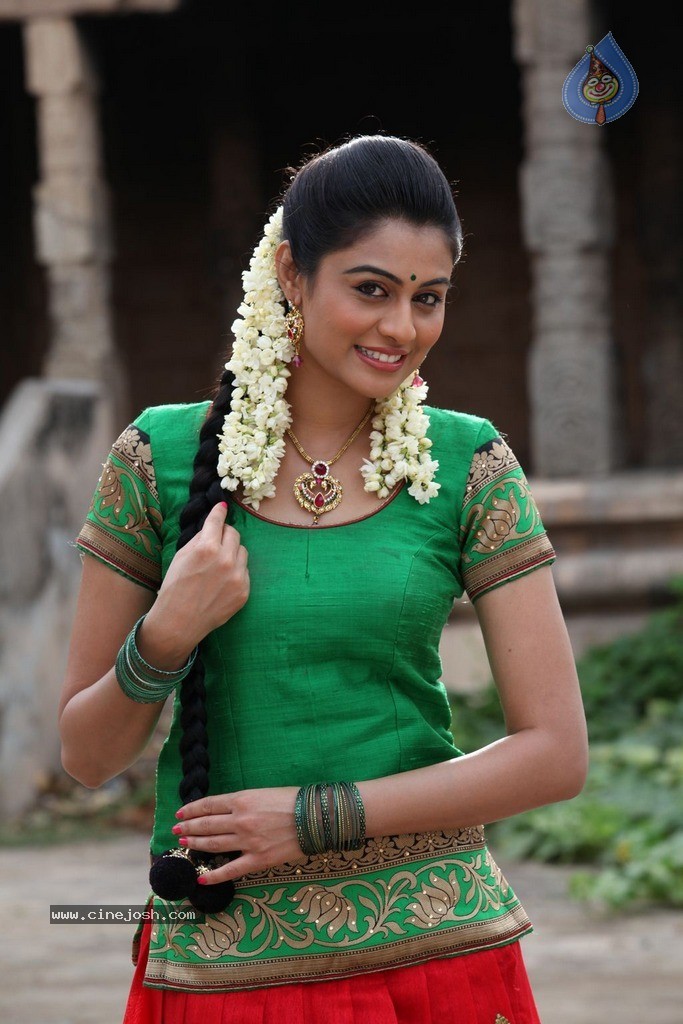 Sagaptham Tamil Movie Photos - 83 / 89 photos