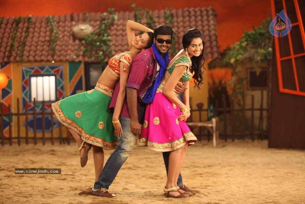 Sagaptham Tamil Movie Stills - 34 / 35 photos