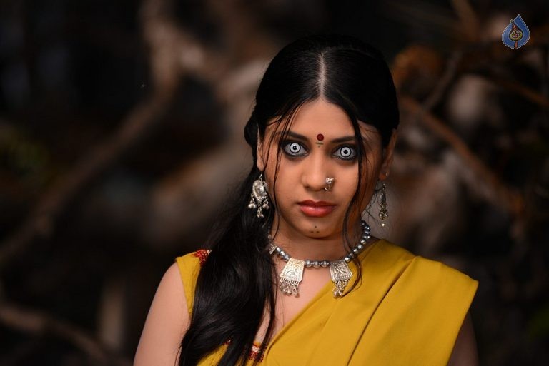 Sahasam Seyara Dimbaka Latest Photos - 44 / 57 photos