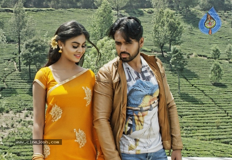 Sakalakala Vallabhudu Movie Stills - 5 / 12 photos