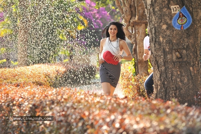 Sakshi Chowdary Stills From Suvarna Sundari Movie - 6 / 7 photos