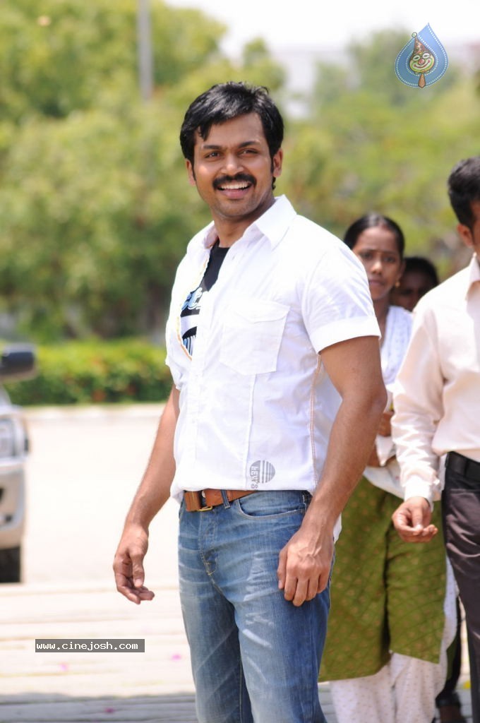 Sakuni Movie Latest Stills - 31 / 50 photos