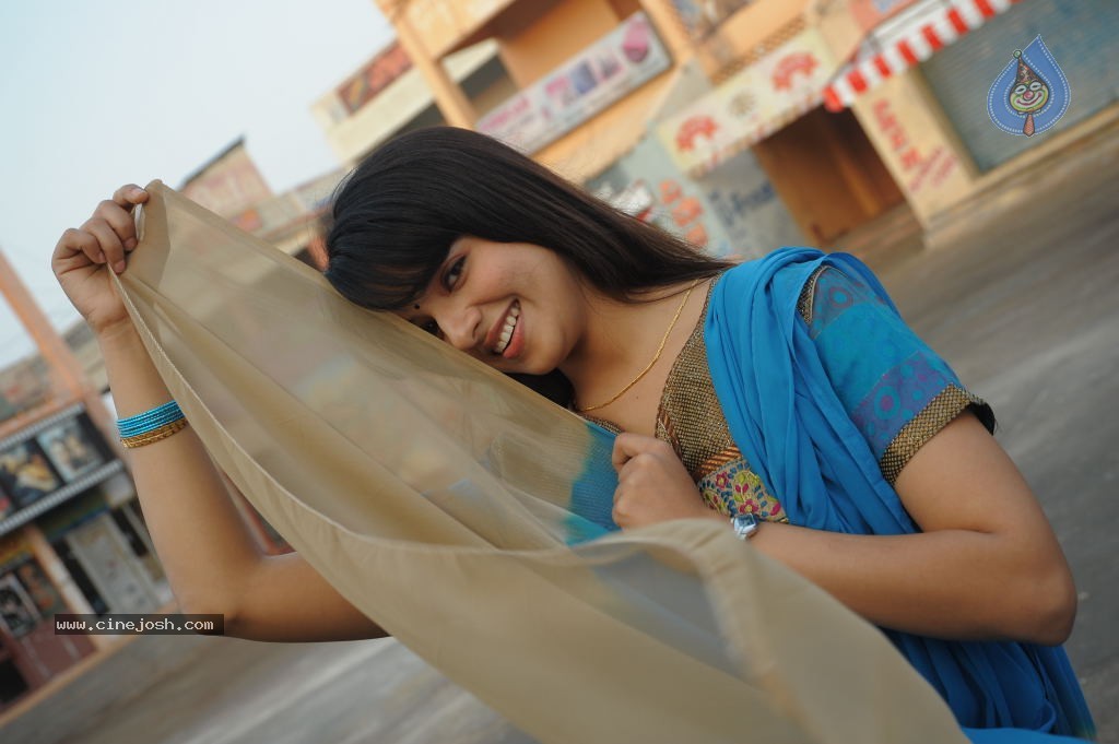 Saloni Stills in Telugu Ammayi Movie - 7 / 52 photos