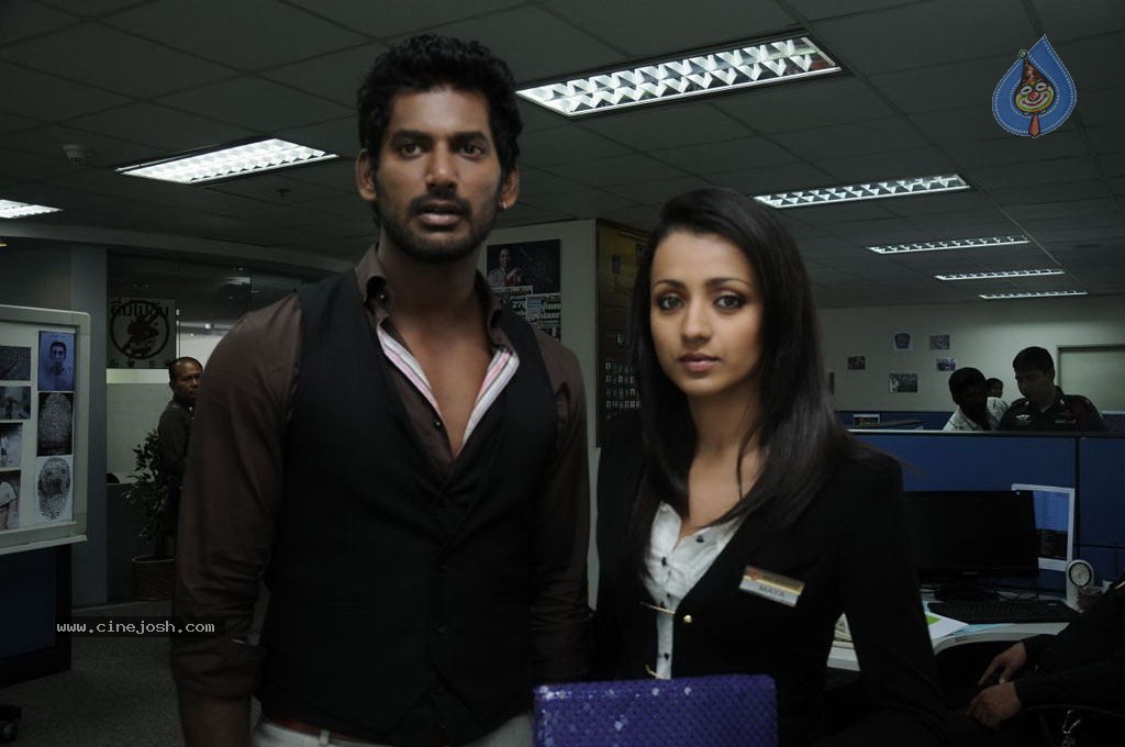 Samar Tamil Movie Stills - 7 / 9 photos
