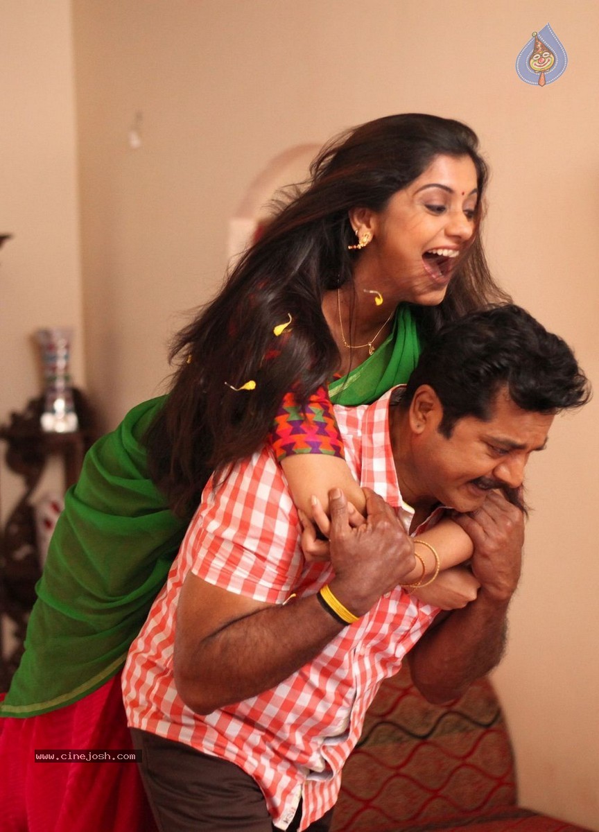 Sandamarutham Tamil Movie Pics - 6 / 33 photos