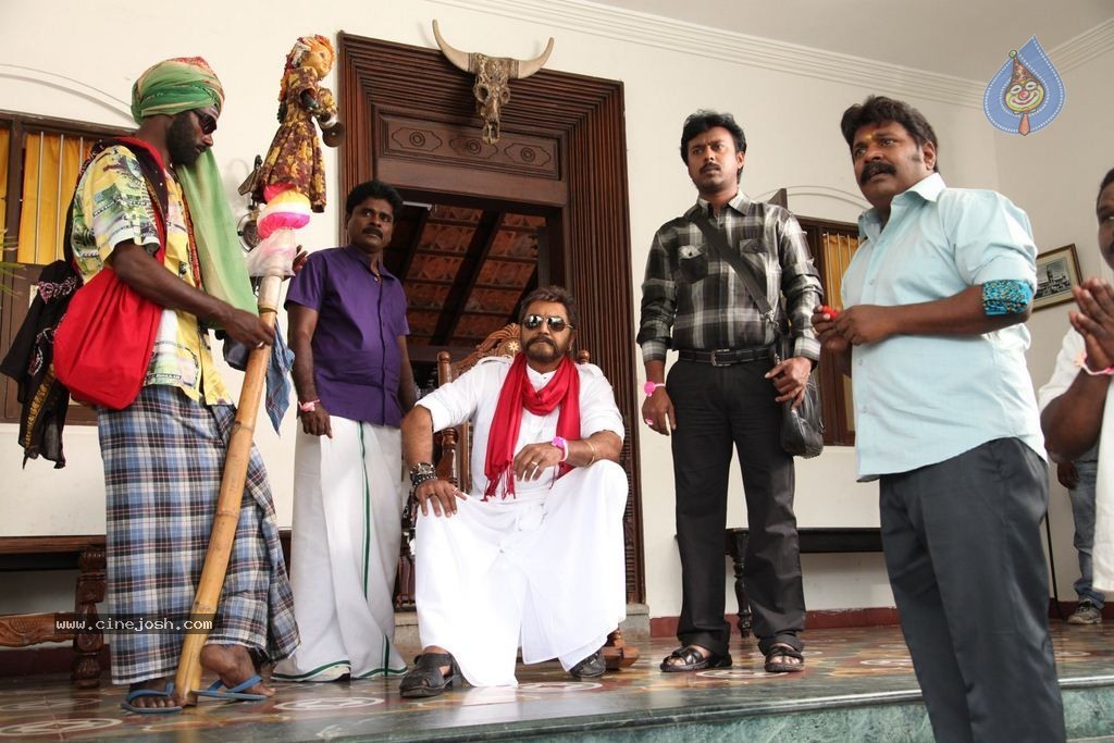 Sandamarutham Tamil Movie Stills - 21 / 49 photos