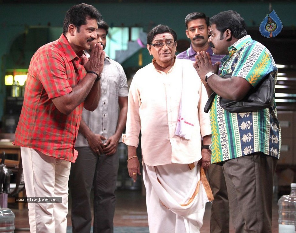 Sandamarutham Tamil Movie Stills - 27 / 49 photos