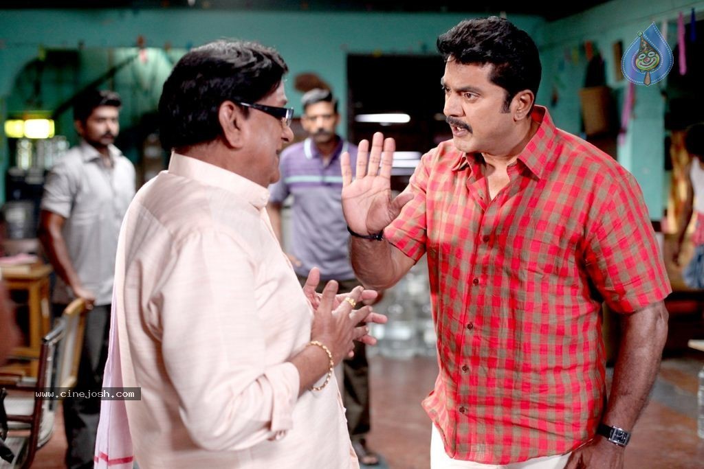 Sandamarutham Tamil Movie Stills - 34 / 49 photos