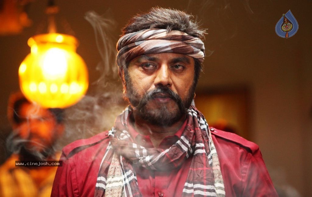 Sandamarutham Tamil Movie Stills - 47 / 49 photos