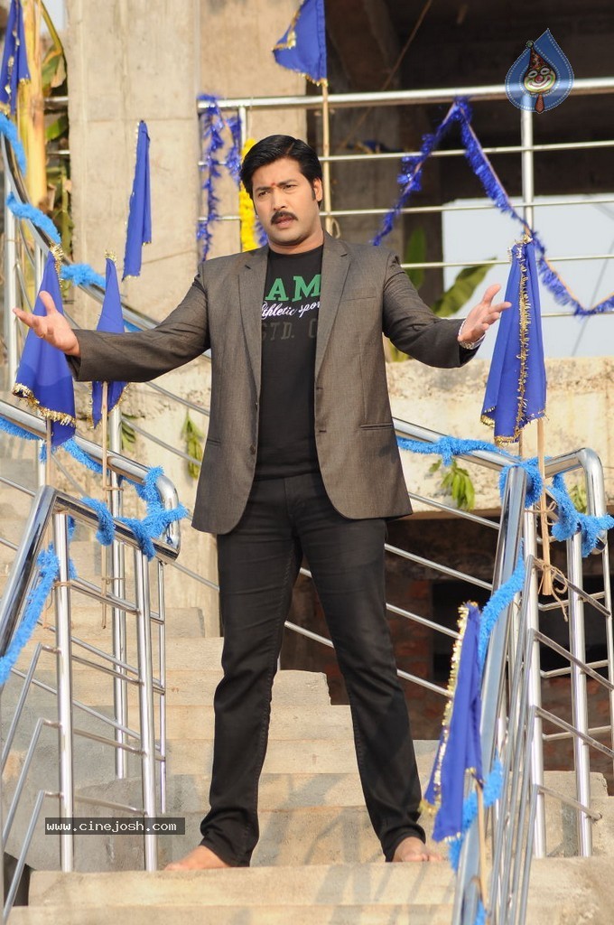 Sanidevudu Movie Stills - 22 / 25 photos