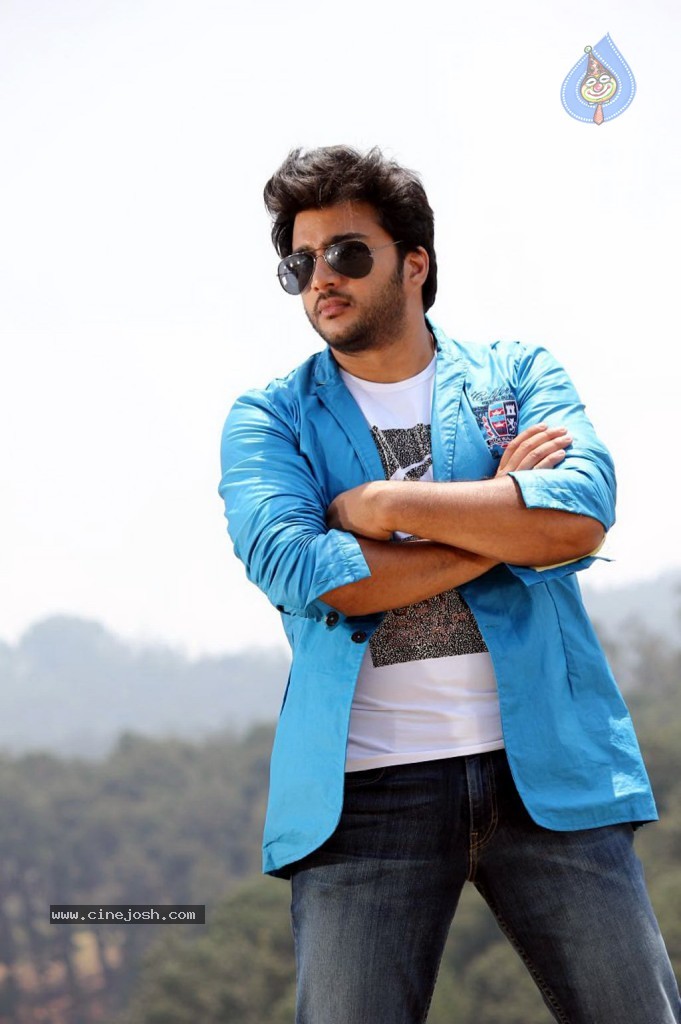 Santhithathum Sindhithathum Tamil Movie Stills - 16 / 78 photos