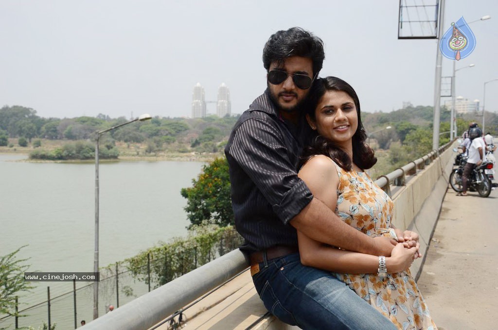 Santhithathum Sindhithathum Tamil Movie Stills - 46 / 78 photos