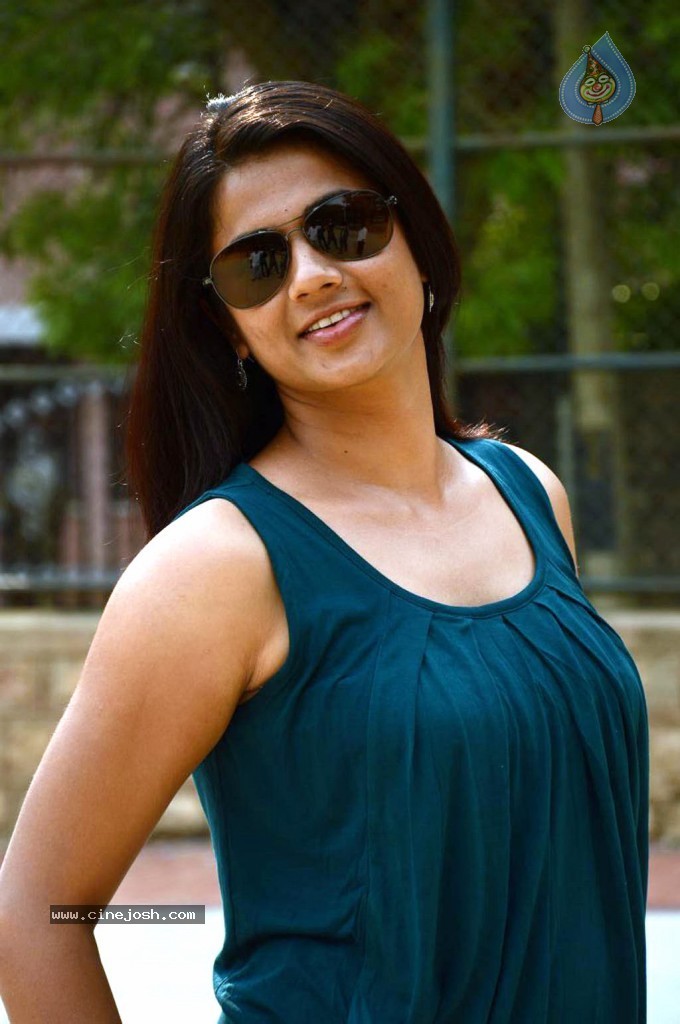 Santhithathum Sindhithathum Tamil Movie Stills - 61 / 78 photos