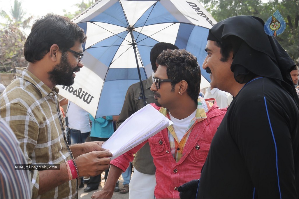 Saradaga Ammaitho Stills and Walls - 14 / 56 photos