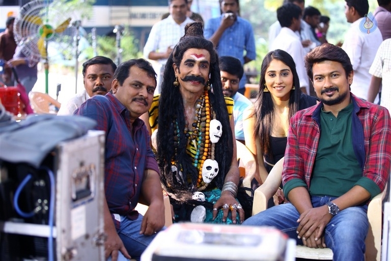 Saravanan Iruka Bayamen Tamil Film Stills - 5 / 21 photos