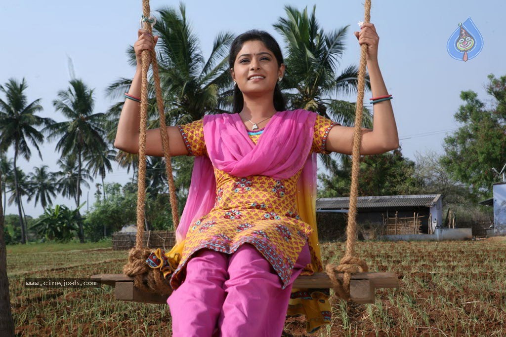 Saravanap Poigai Tamil Movie Stills - 3 / 61 photos