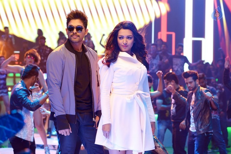 Sarrainodu Latest Photos - 4 / 16 photos